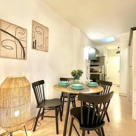 Apartment Rue Monmartre Opera Place Vandome Louvre